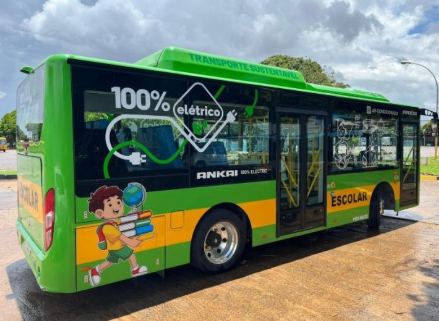 GDF aposta em inovação sustentável com testes de ônibus escolar 100% elétrico no DF