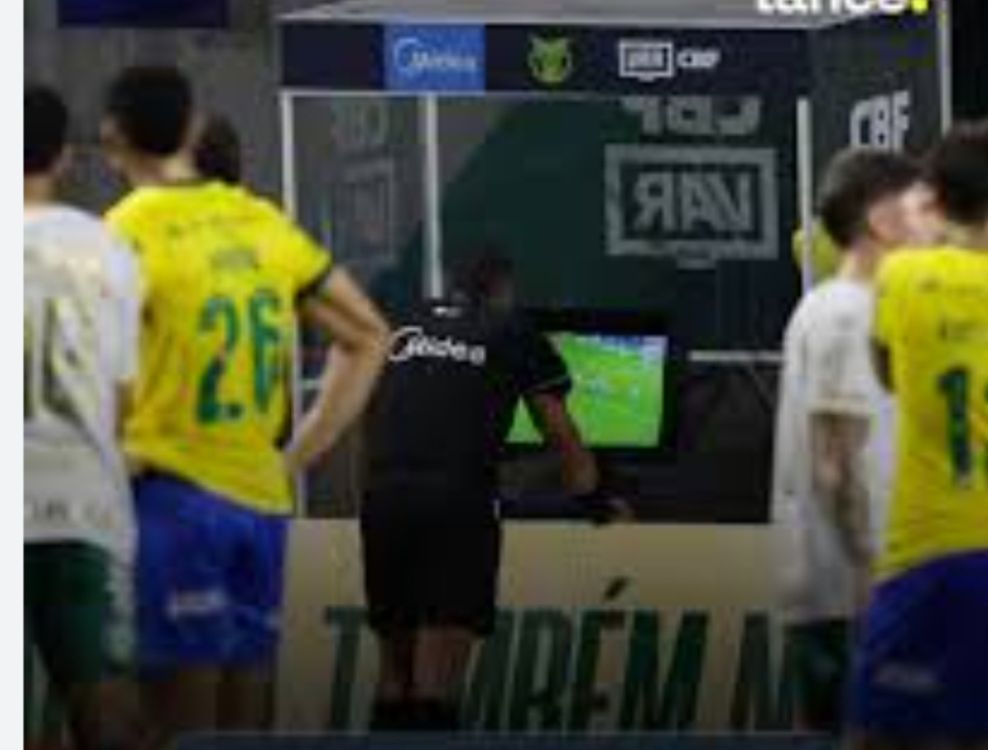 CBF afasta arbitragem de Palmeiras x Chapecoense após polêmicas e reacende debate sobre credibilidade no Brasileirão
