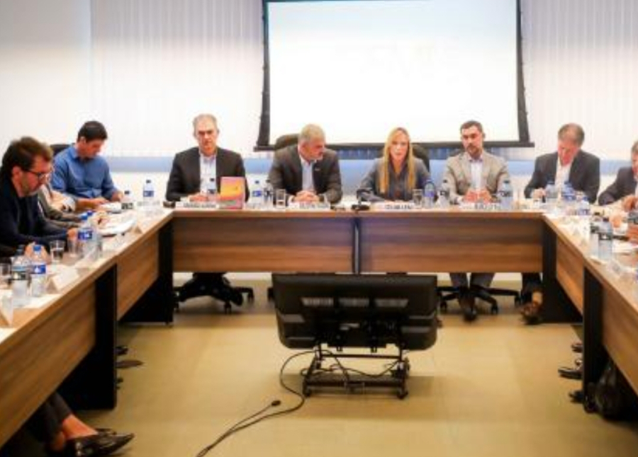Celina Leão amplia diálogo com setor imobiliário para fortalecer moradia regular no Distrito Federal