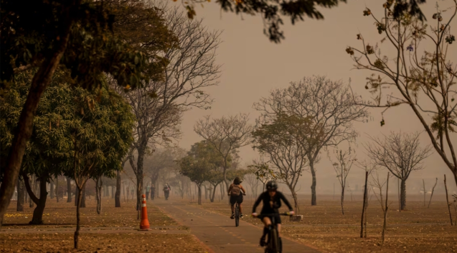 DF entra em alerta laranja com umidade de até 12% e risco de incêndios