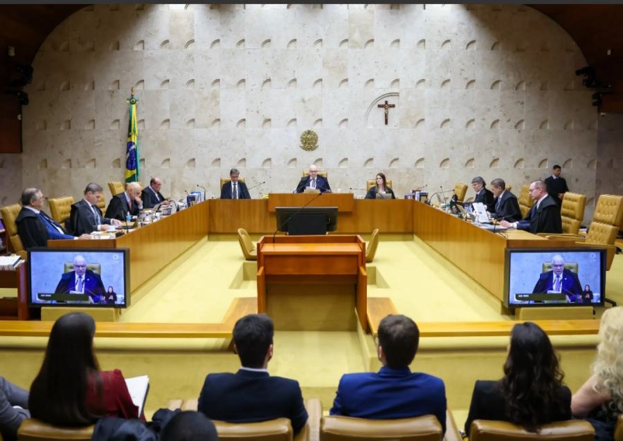 STF chega ao Dia D sob pressão e racha interno