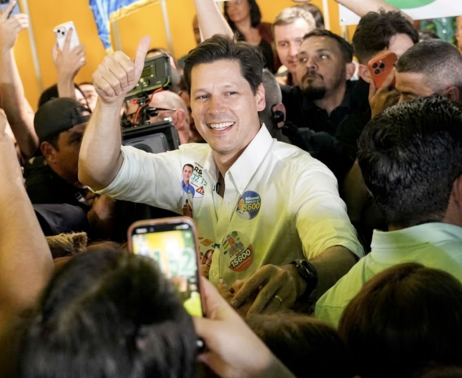 Daniel Vilela chega a 58% e amplia vantagem em Goiás