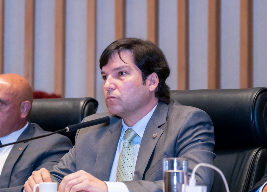 Robério Negreiros quer garantir acessibilidade pedagógica para alunos com baixa visão