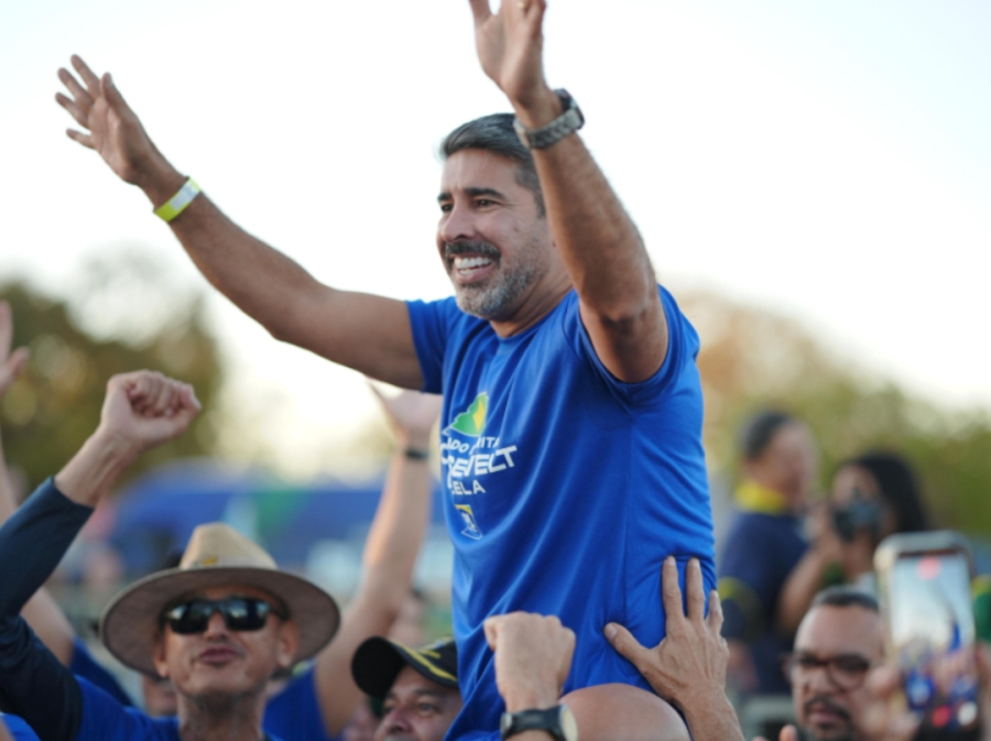 Roosevelt Vilela renova mandato e amplia força política no DF