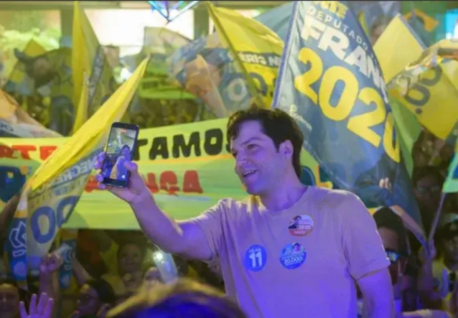 Robério Negreiros é reeleito com 37.401 votos