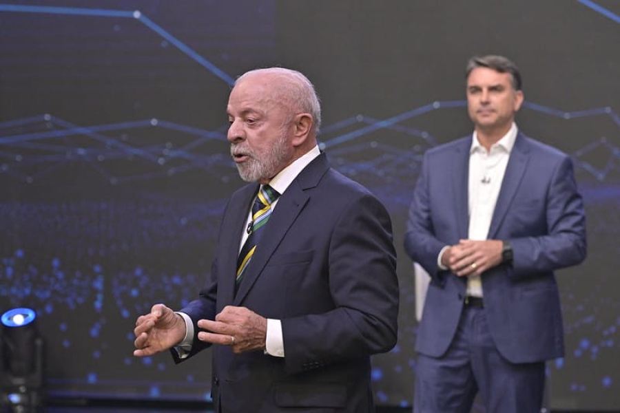 Lula desafia Flávio Bolsonaro a abrir sigilos e amplia confronto político
