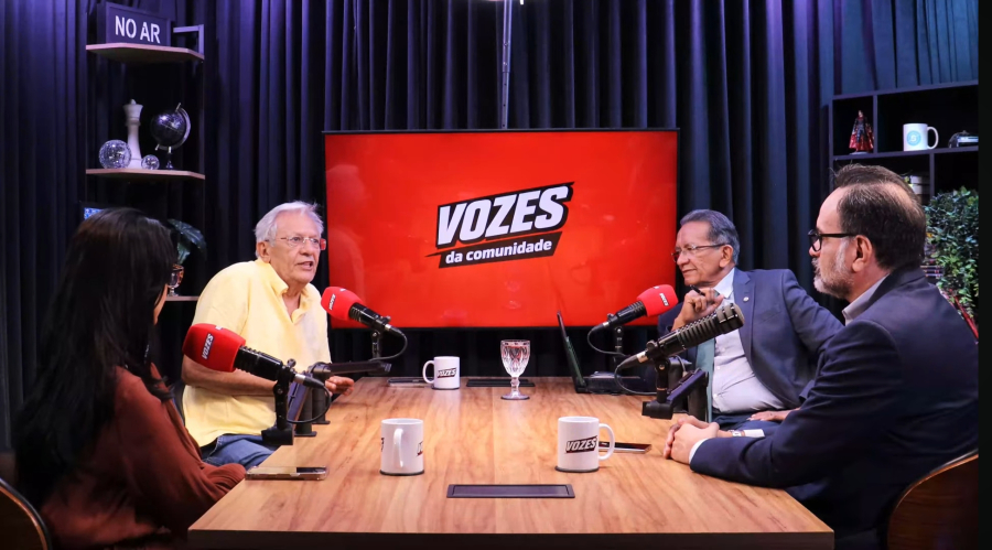 Vozes da Comunidade recebeu os  advogados Giordana Carneiro e Raimundo Ribeiro  para analisar o cenário político de 2026